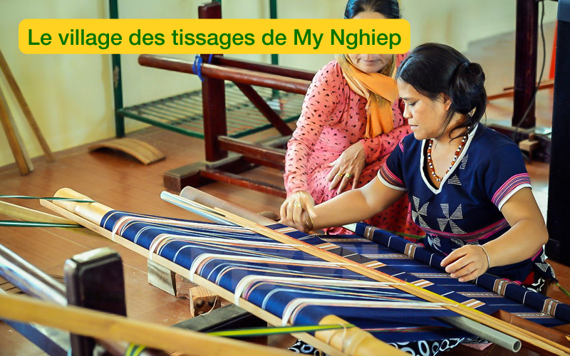 Activités de tissage régulières des habitants des villages artisanaux