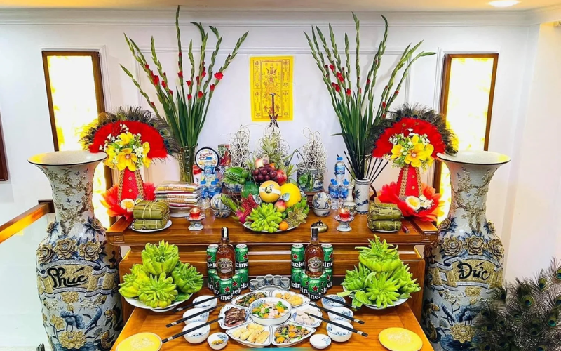 Autel traditionnel dans la famille vietnamienne