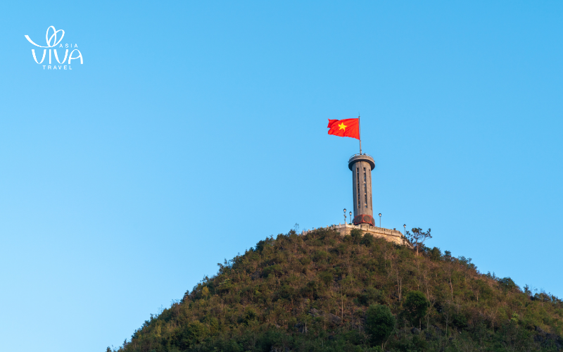 Hagiang Vietnam- Torre di bandiera di Lung Cu
