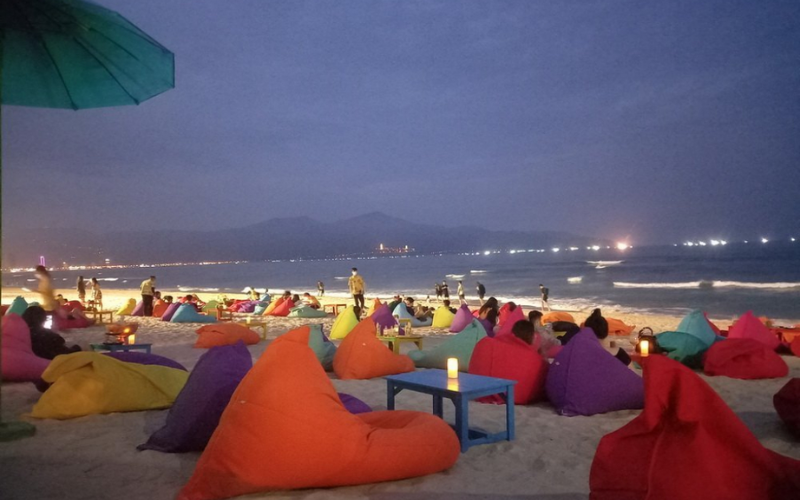 Plage de Pham Van Dong