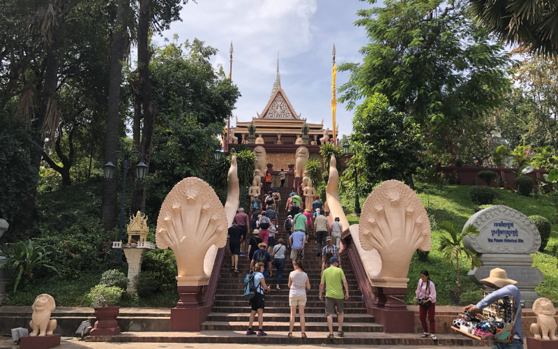 Temple Wat Phnom 