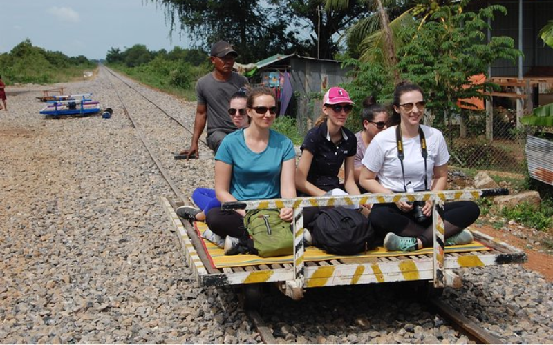train de bambou lors du voyage cambodge 