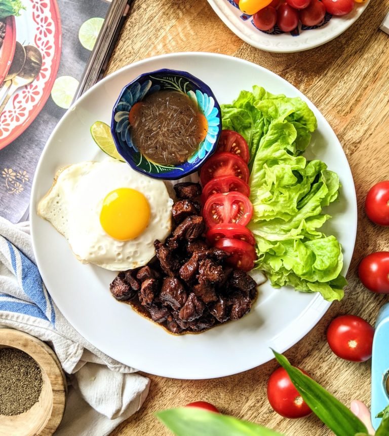  Lok Lak: A Flavorful Cambodian Stir-Fry Dish