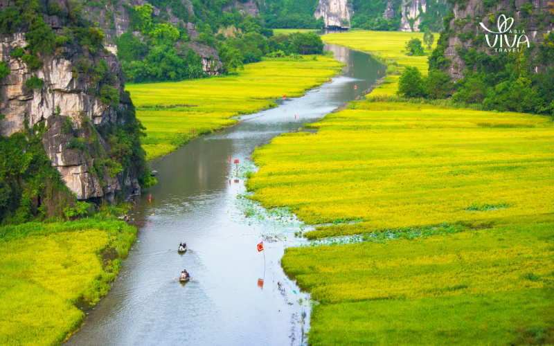 Navigando a Tam Coc