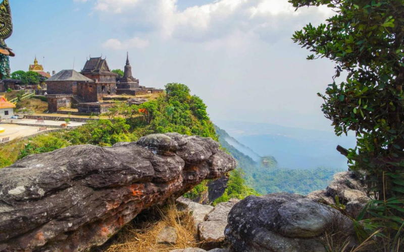 Wat Sampov Pram est l'un des pagodes les plus élevés du Cambodge