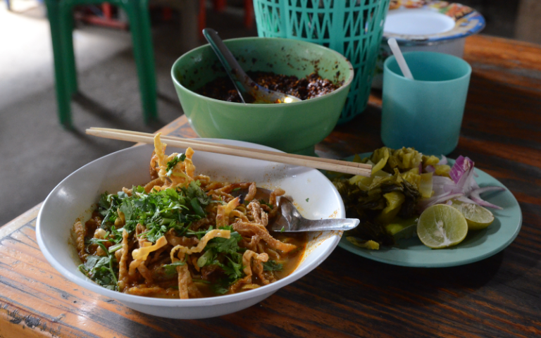 Bien que le Khao Soi soit servi dans de nombreux restaurants la