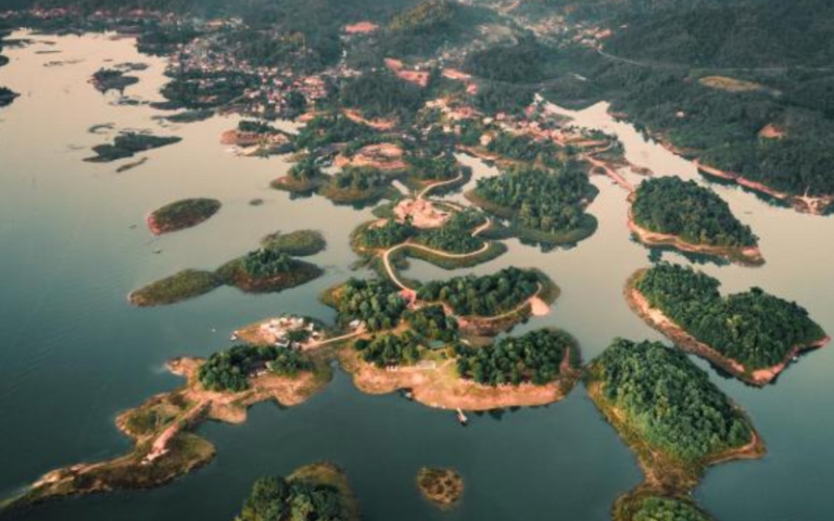 Lac Nam Ngum – Le lieu connu sous le nom de la mer du Laos