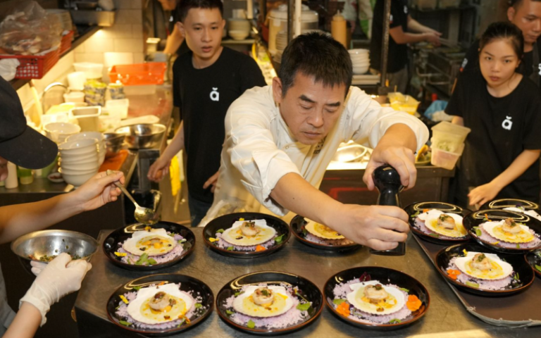 Les chefs sont toujours passionnés par chaque plat qu’ils préparent