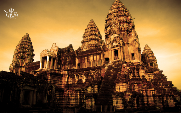 Angkor Wat all’alba_ un’icona senza tempo