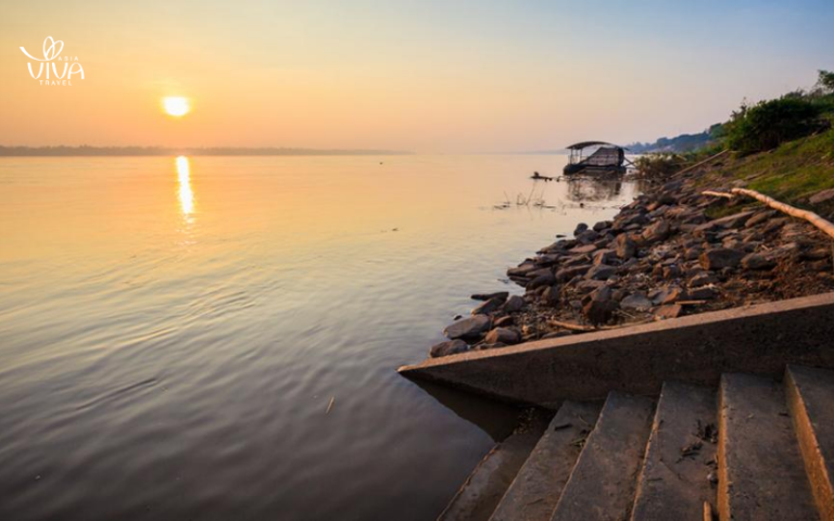 Sunset over the Mekong River in Vientiane