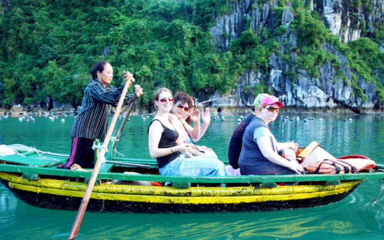 Un sourire est toujours la meilleure salutation pendant votre voyage Vietnam 