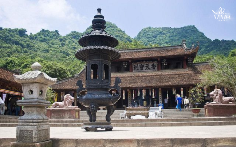 Ingresso della Pagoda Thien Tru, la “Cucina Celeste”