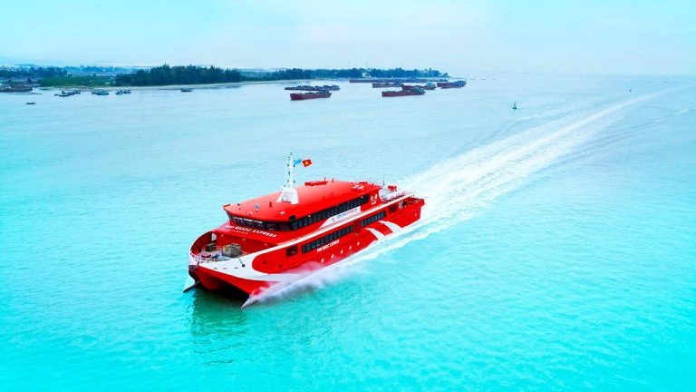 Visit Con Dao island by Phu Quoc Express Ferry 