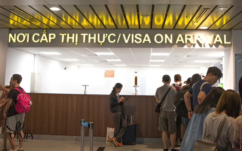 Visa on Arrival service at Vietnam international airport