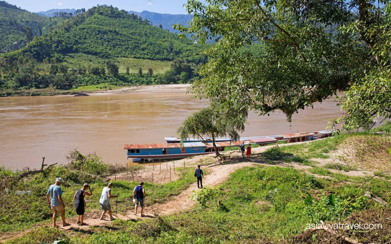 Upstream cruise from Luang Prabang