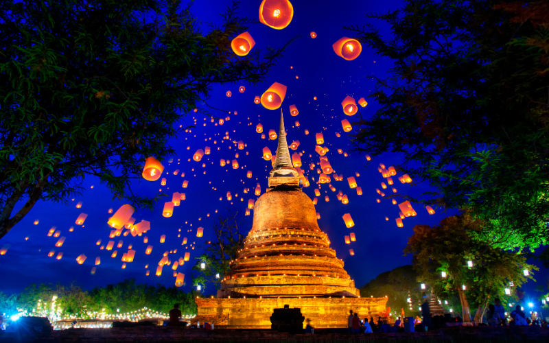 La beauté du festival Loy Krathong