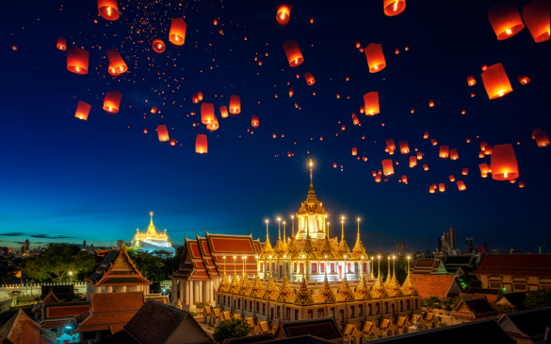 Calendrier lunaire thaïlandais avec les dates de Yi Peng 2025 en novembre