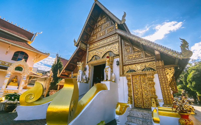 Le Wat Phra Singh, l'un des plus anciens temples de Chiang Rai, a été construit en 1385.