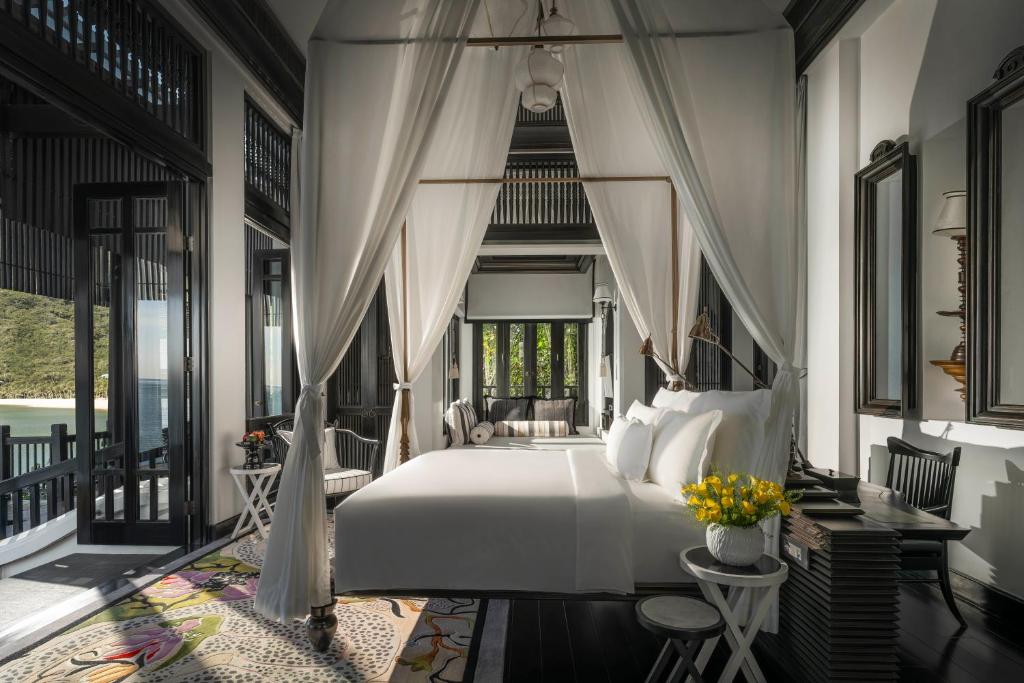 Intercontinental Danang sun peninsula resort