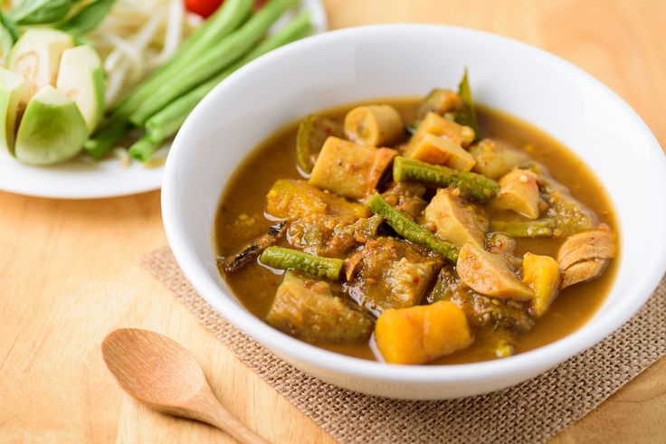 One of the most iconic southern Thailand specialties is Gaeng Tai Pla