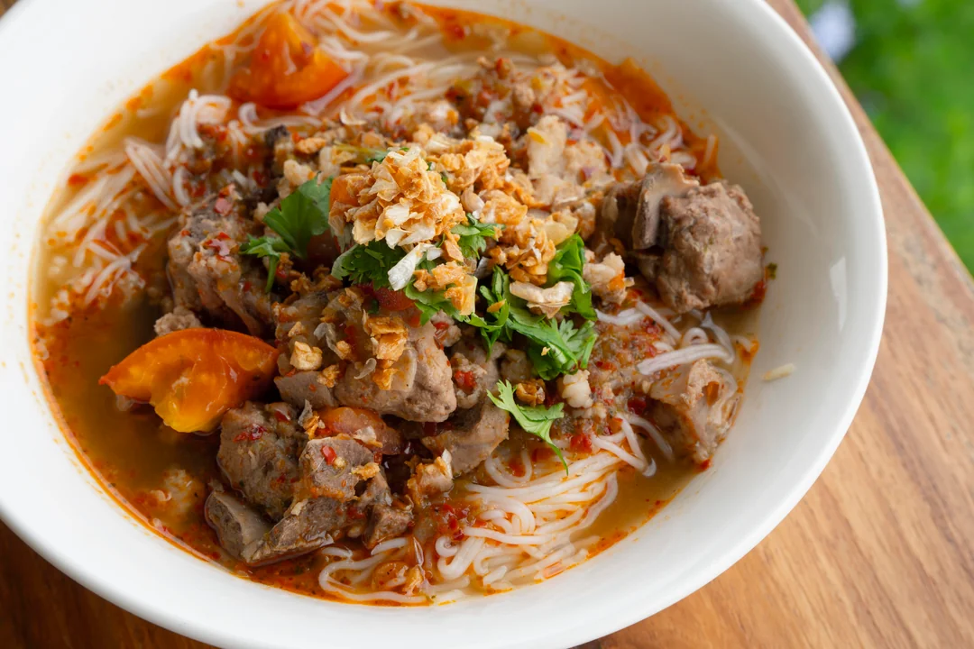 Kanom Jeen Nam Ngiao -well-known northern Thai dish